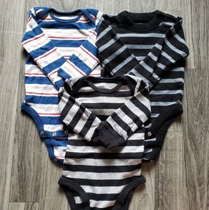 Striped Long Sleeve Onesie Bundle 3 mos